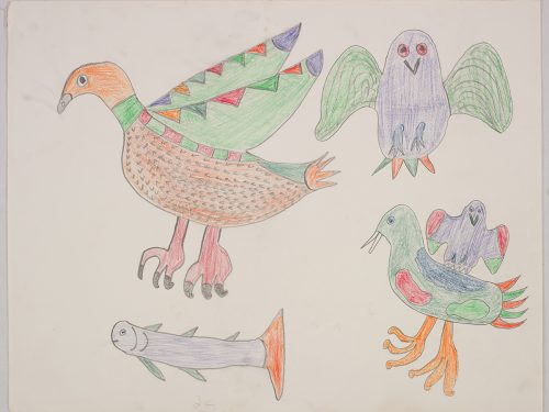 Quatre oiseaux stylisés de différentes tailles et un poisson à tête arrondie. Œuvre bidimensionnelle exécutée en rouge, vert, orange, violet et bleu.