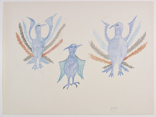 Trois créatures ressemblant à des oiseaux aux ailes déployées. Œuvre bidimensionnelle exécutée en bleu, orange et noir.