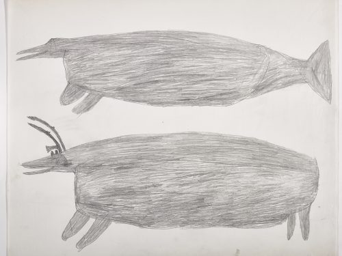 Dans le haut de la page, une créature ressemblant à une baleine; dans le bas, un caribou géant. Œuvre bidimensionnelle exécutée en gris.