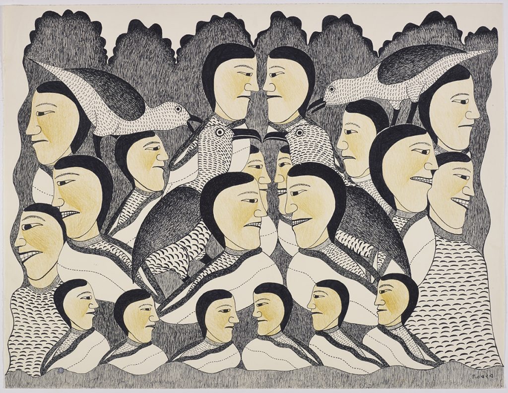 Composition symétrique représentant vingt visages de femmes inuites sortant de leurs amautiks et quatre oiseaux sur fond abstrait. Œuvre bidimensionnelle exécutée en noir, blanc et couleur chair.