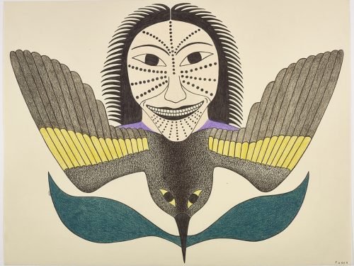 Oiseau avec de longues ailes, piquant vers le bas, a pour queue un visage de femme avec des tatouages traditionnels et des cheveux hérissés. Œuvre bidimensionnelle en violet, noir, vert et jaune.