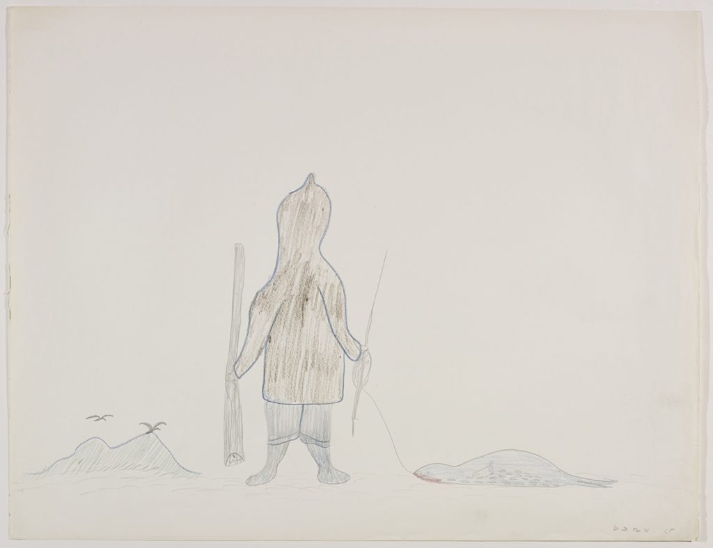 Figure humaine, vue de dos, tenant un fusil dans une main et un phoque et un harpon dans l'autre. Deux oiseaux survolent une chaîne de montagnes à l'arrière-plan. Œuvre bidimensionnelle exécutée en gris, bleu, rouge, brun, noir et vert.